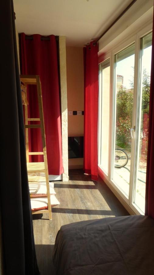 Les Pucines Bis Bas De Villa 29 M2 Luxe Rez De Jardin Climatisation Plein Sud Six-Fours-les-Plages Luaran gambar